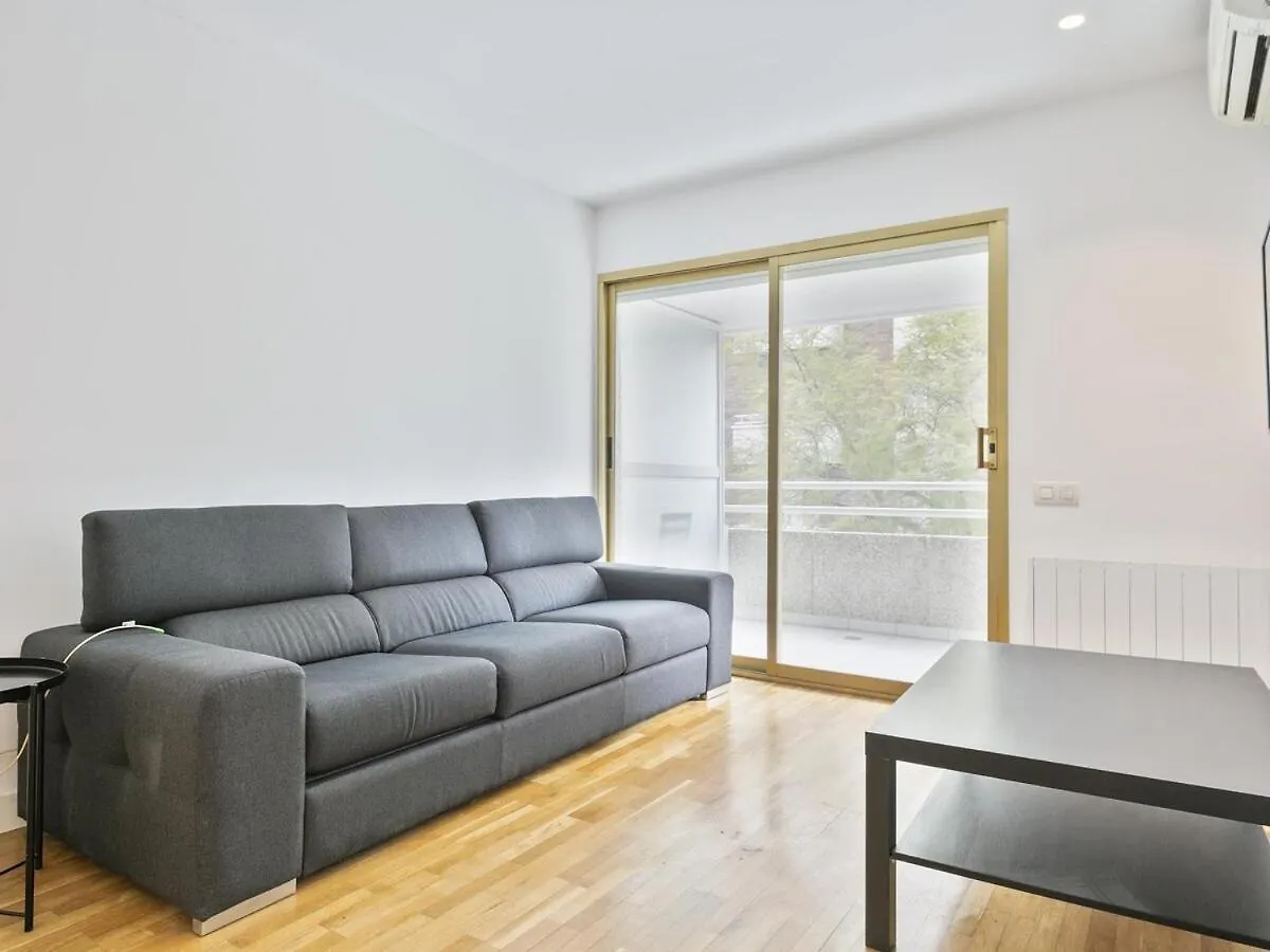 Winahost Barcelona Pedralbes Apartment