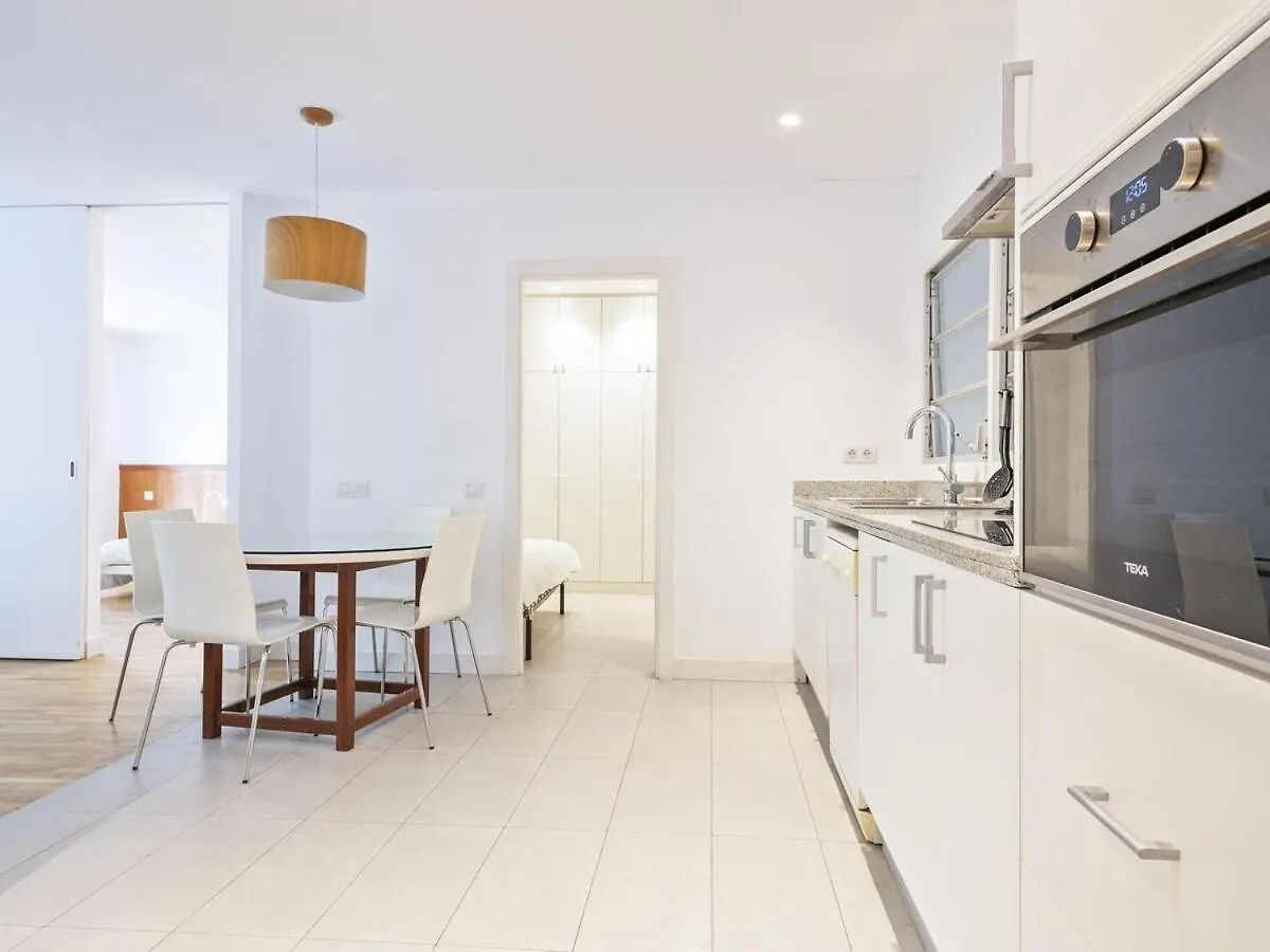 Winahost Barcelona Pedralbes Apartment